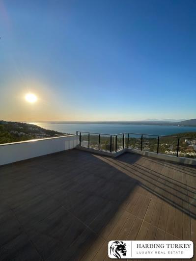 Image No.14-4 Bed Semi-Detached for sale