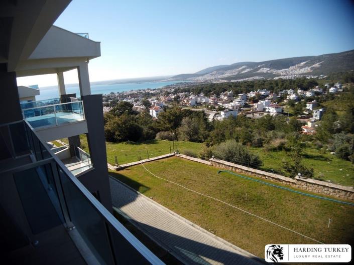 Image No.31-2 Bed Duplex for sale