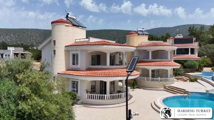 Image No.22-4 Bed Villa / Detached for sale