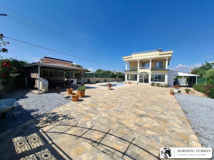 Image No.7-4 Bed Villa / Detached for sale