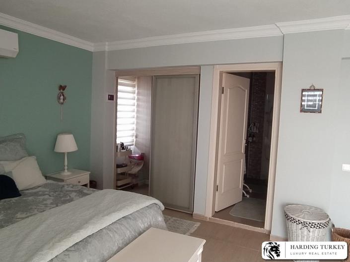 Image No.25-4 Bed Villa / Detached for sale