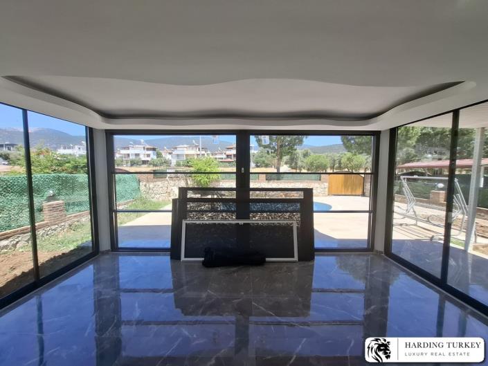 Image No.31-3 Bed Villa / Detached for sale