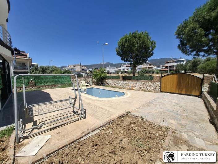 Image No.38-3 Bed Villa / Detached for sale