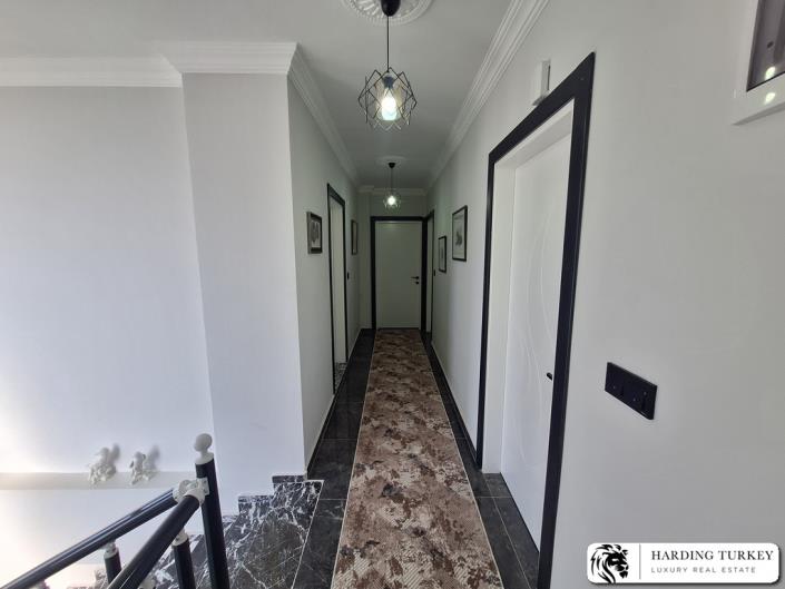 Image No.24-4 Bed Villa / Detached for sale