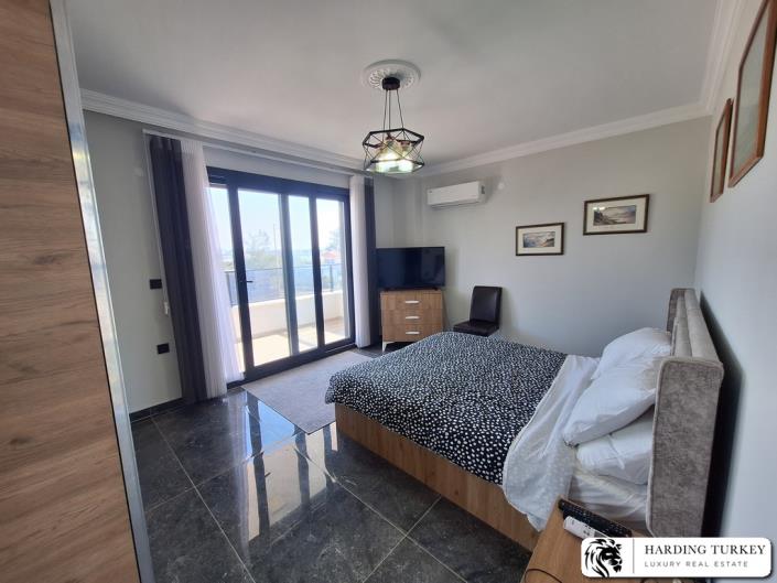 Image No.25-4 Bed Villa / Detached for sale