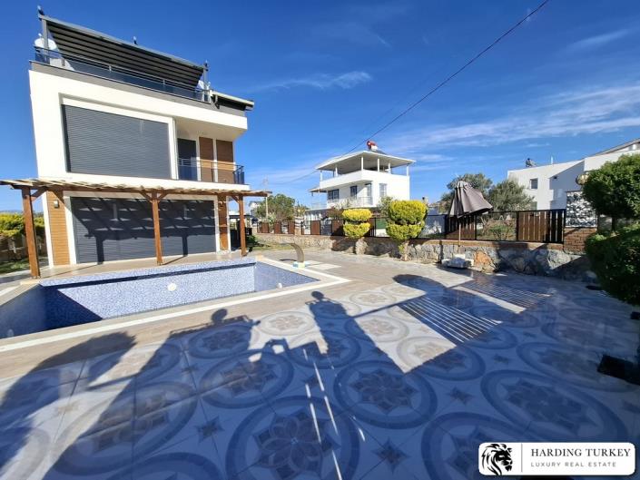 Image No.30-4 Bed Villa / Detached for sale