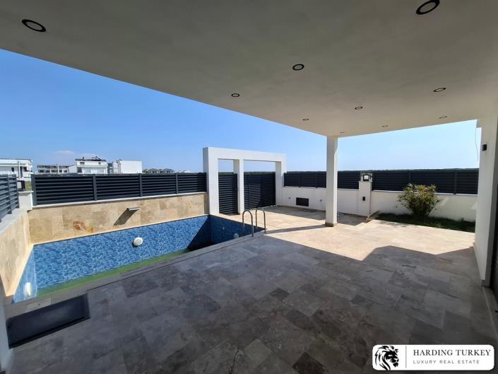 Image No.3-3 Bed Semi-Detached for sale