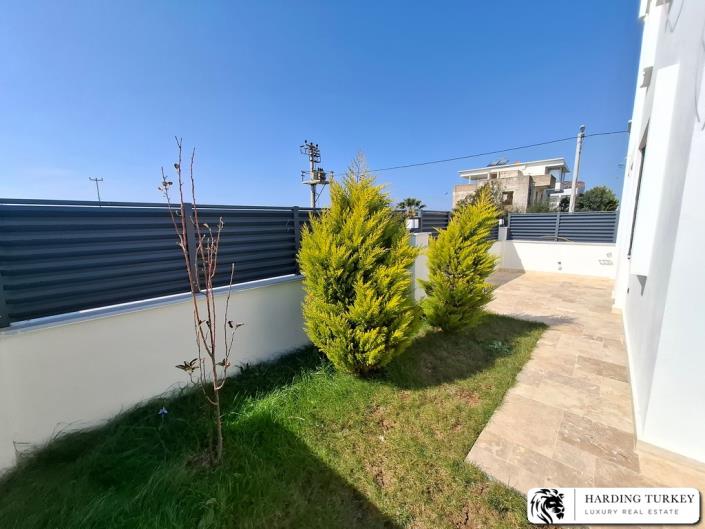 Image No.6-3 Bed Semi-Detached for sale