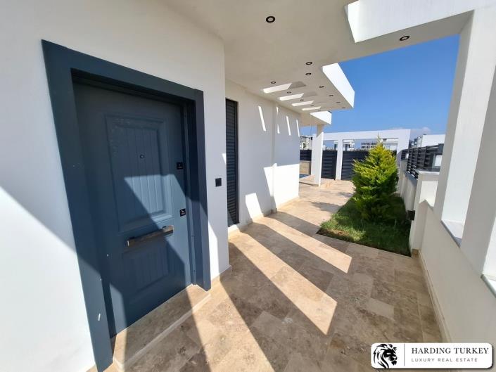 Image No.7-3 Bed Semi-Detached for sale