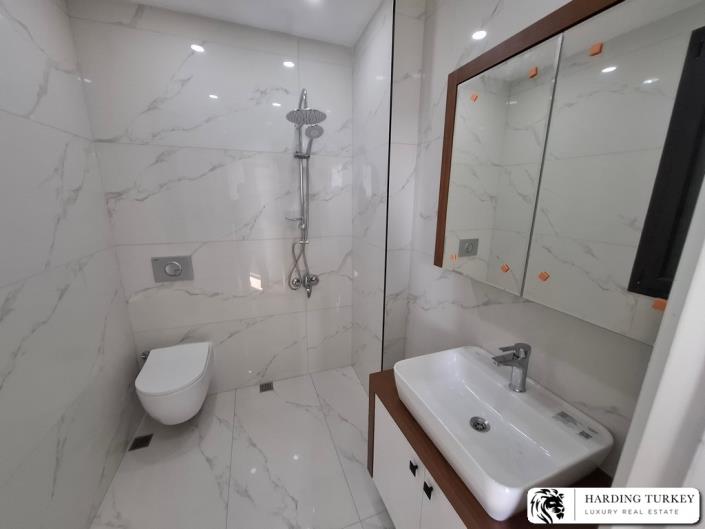 Image No.19-3 Bed Semi-Detached for sale