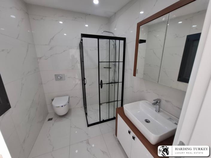 Image No.22-3 Bed Semi-Detached for sale