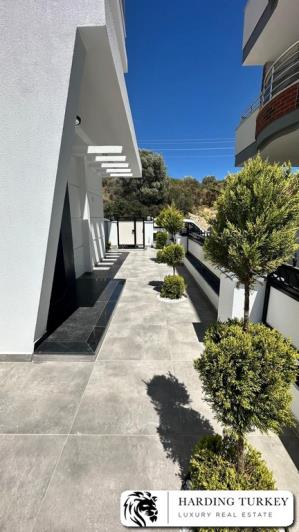 Image No.19-3 Bed Villa / Detached for sale