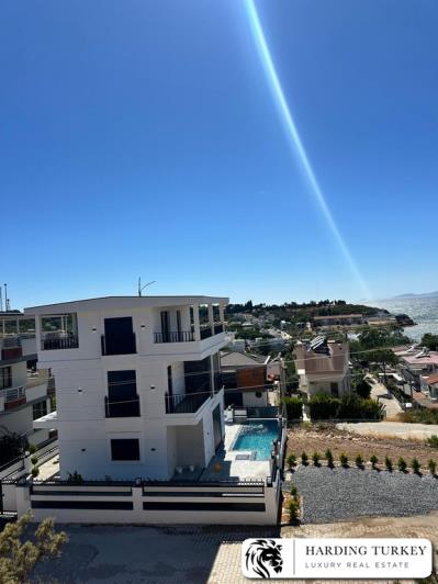 Image No.21-3 Bed Villa / Detached for sale