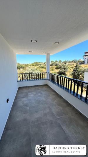 Image No.25-3 Bed Villa / Detached for sale