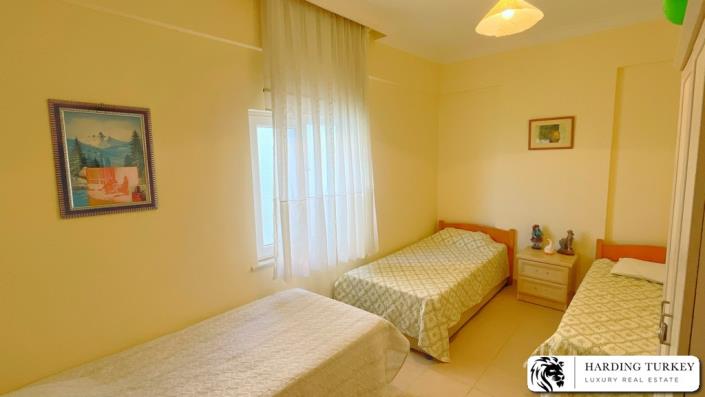 Image No.10-3 Bed Duplex for sale