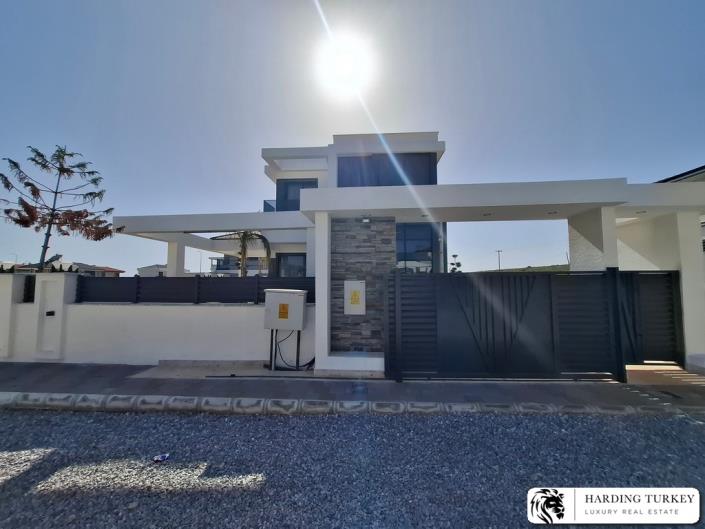 Image No.4-3 Bed Villa / Detached for sale