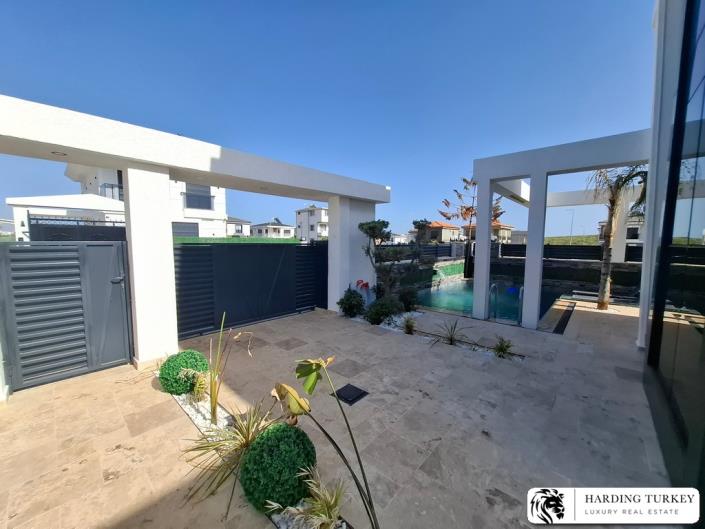 Image No.5-3 Bed Villa / Detached for sale