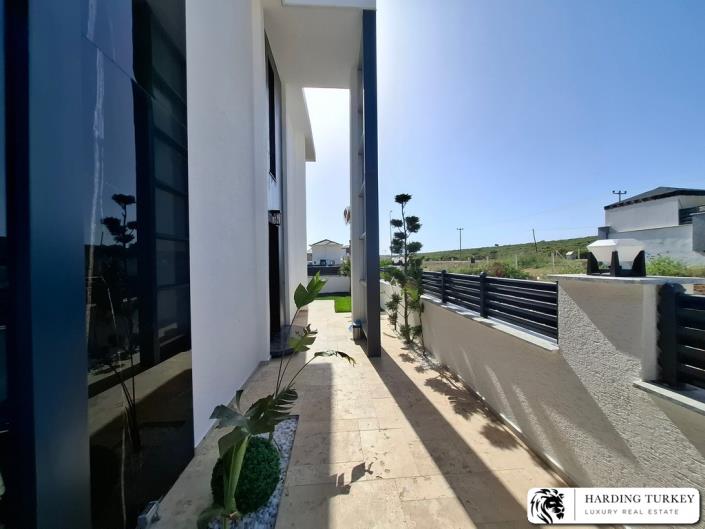 Image No.8-3 Bed Villa / Detached for sale