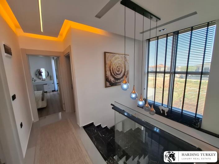 Image No.24-3 Bed Villa / Detached for sale