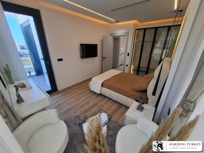 Image No.34-3 Bed Villa / Detached for sale