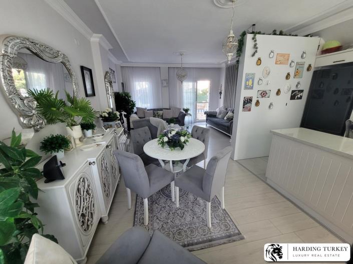 Image No.24-4 Bed Semi-Detached for sale