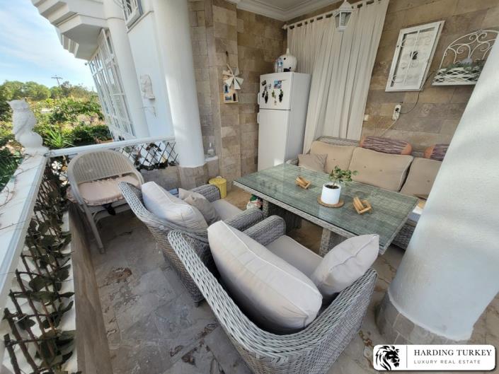 Image No.32-4 Bed Semi-Detached for sale