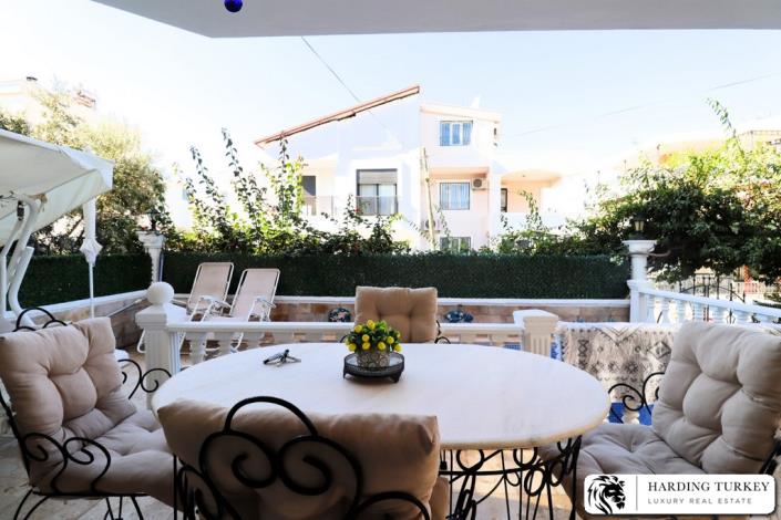 Image No.60-4 Bed Semi-Detached for sale