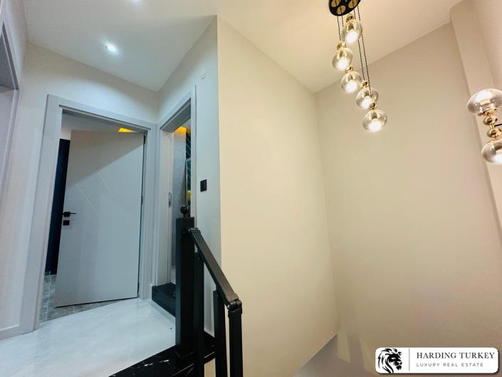 Image No.41-2 Bed Semi-Detached for sale