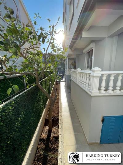 Image No.7-4 Bed Semi-Detached for sale