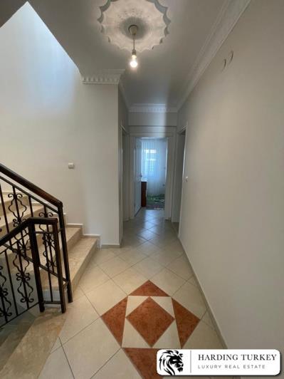 Image No.25-4 Bed Semi-Detached for sale
