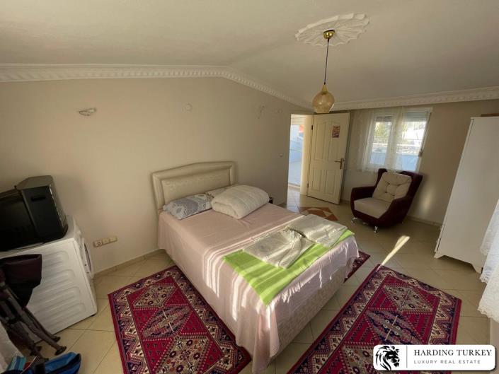 Image No.48-4 Bed Semi-Detached for sale