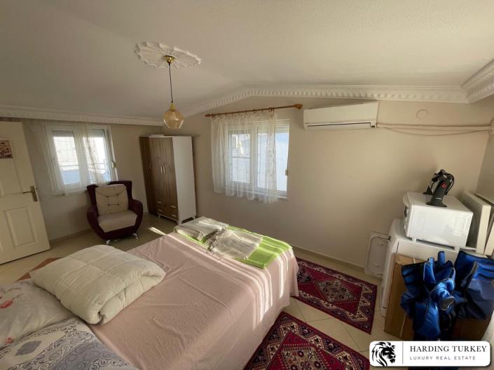 Image No.54-4 Bed Semi-Detached for sale
