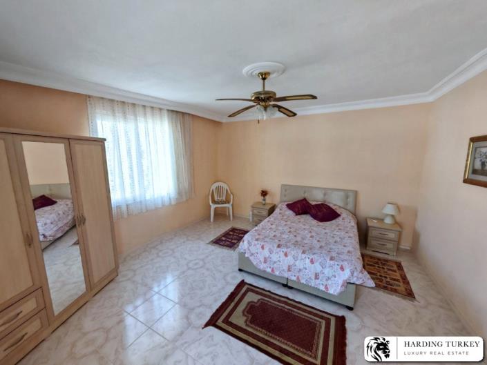 Image No.31-4 Bed Duplex for sale