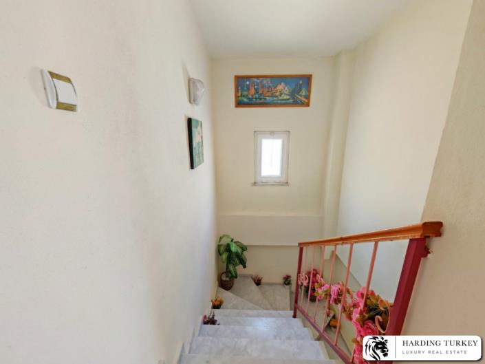 Image No.36-4 Bed Duplex for sale