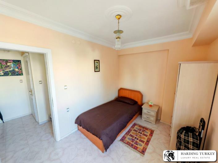 Image No.39-4 Bed Duplex for sale