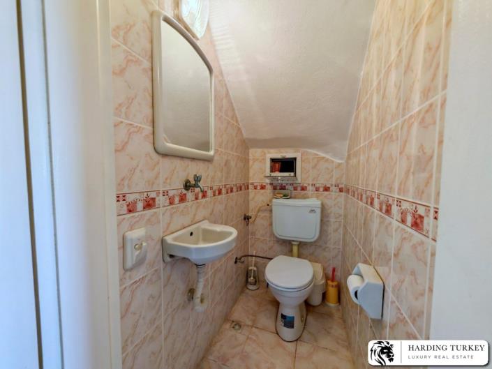 Image No.44-4 Bed Duplex for sale