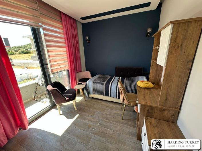 Image No.8-3 Bed Semi-Detached for sale