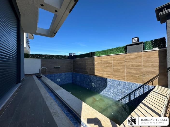 Image No.29-3 Bed Semi-Detached for sale