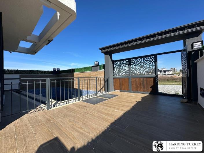 Image No.32-3 Bed Semi-Detached for sale