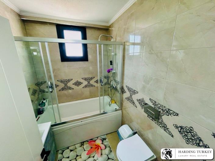 Image No.17-3 Bed Villa / Detached for sale