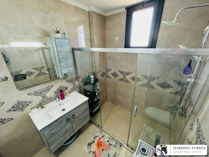 Image No.32-3 Bed Villa / Detached for sale