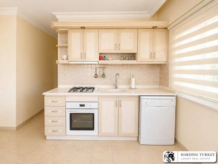 Image No.8-3 Bed Duplex for sale