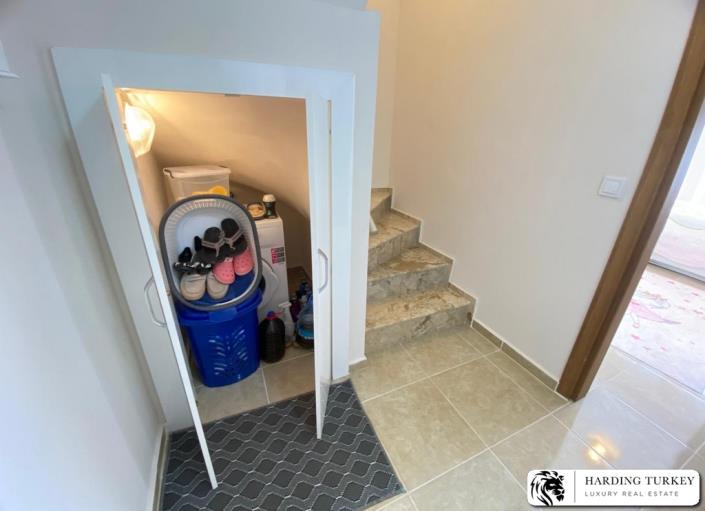 Image No.9-3 Bed Duplex for sale