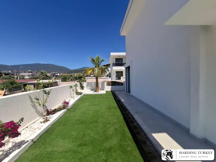 Image No.9-3 Bed Villa / Detached for sale