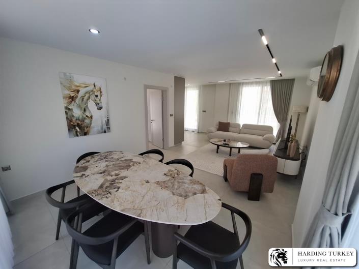 Image No.15-3 Bed Villa / Detached for sale