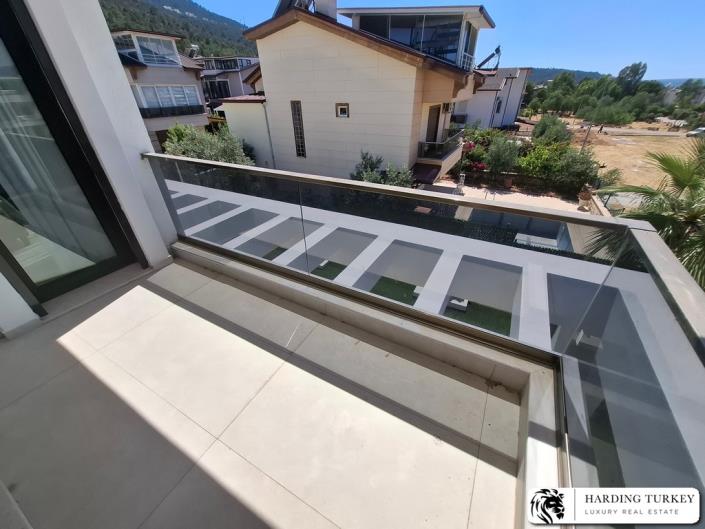 Image No.29-3 Bed Villa / Detached for sale