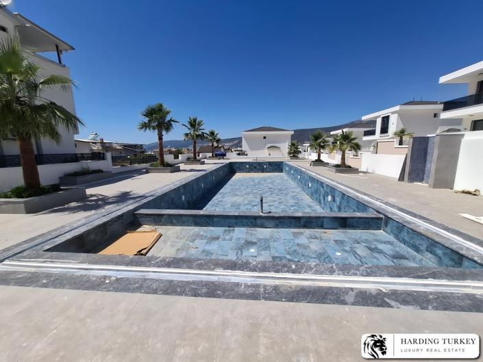 Image No.37-3 Bed Villa / Detached for sale