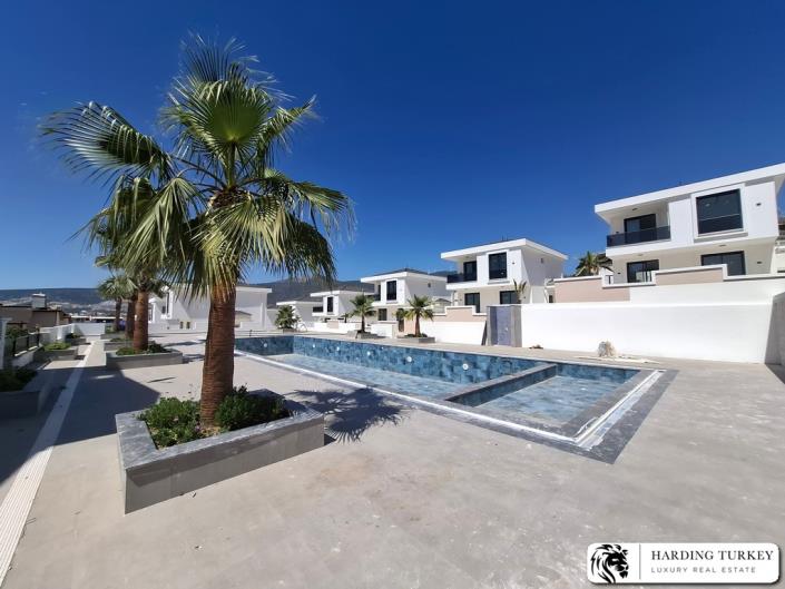 Image No.38-3 Bed Villa / Detached for sale