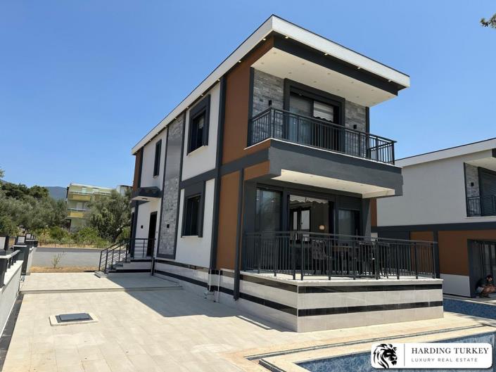 Image No.2-3 Bed Villa / Detached for sale