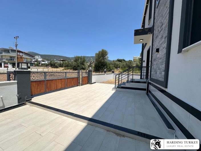 Image No.9-3 Bed Villa / Detached for sale